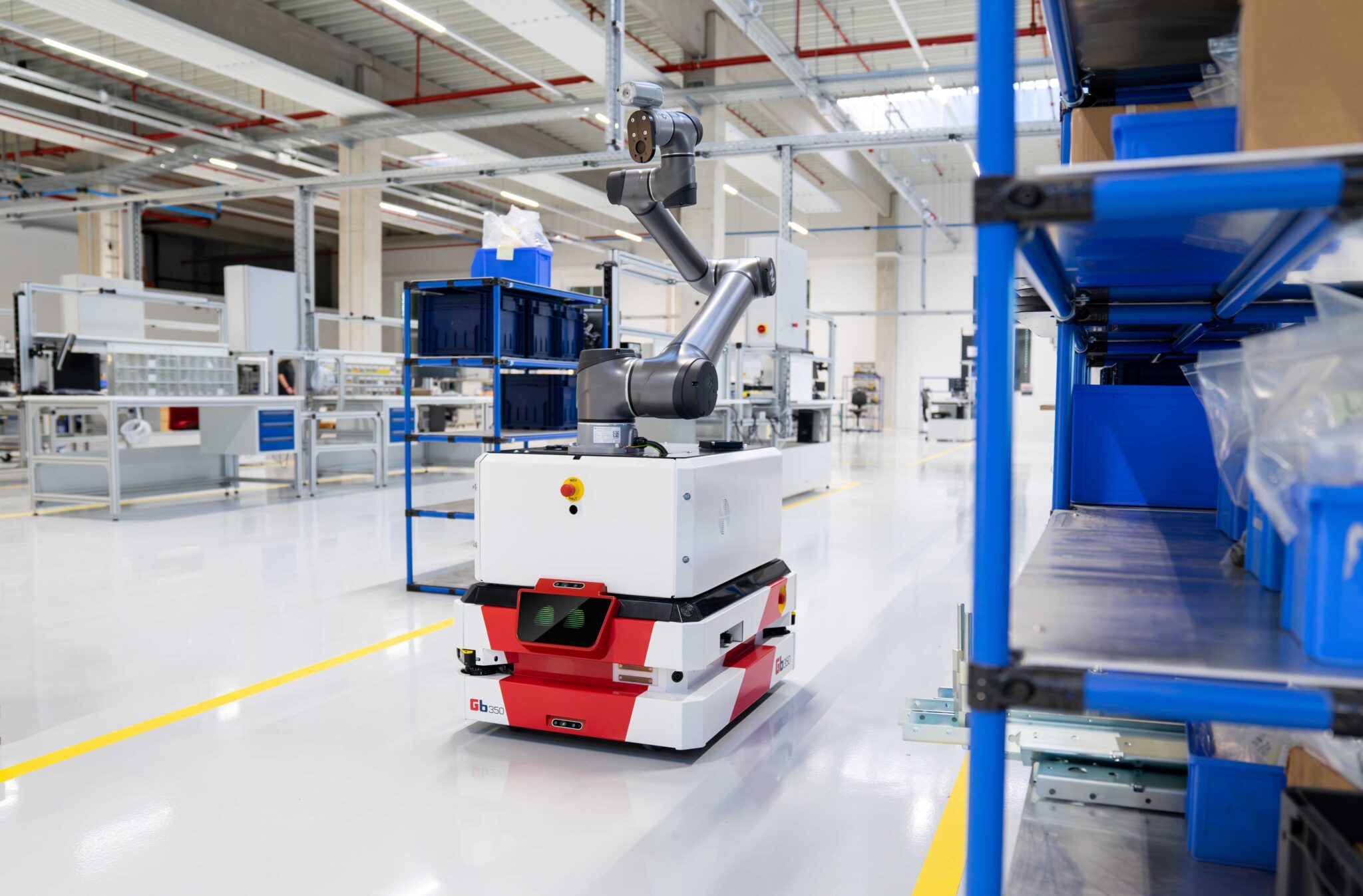 Robotics Set Standards in Intralogistics